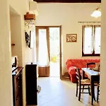 Su Frori Arrubiu 住宿加早餐酒店 3*