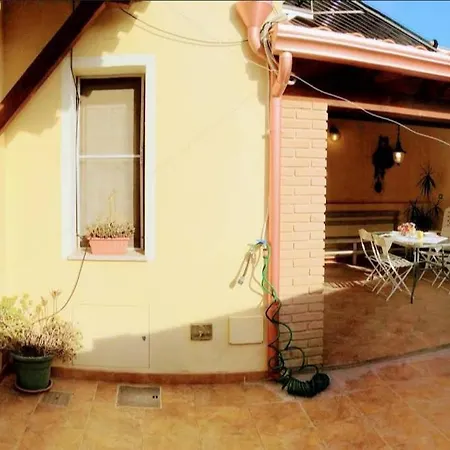 Su Frori Arrubiu Oda ve Kahvaltı